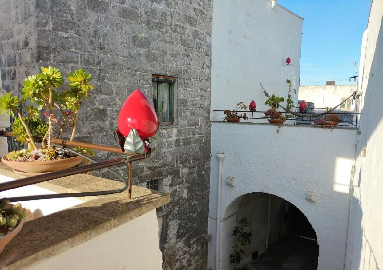 Rosso In Corte - Salento - Corte Dei Colori Spongano المظهر الخارجي الصورة